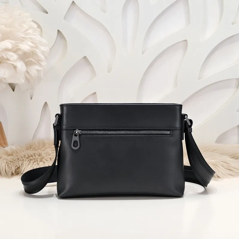 All categories 💚 Top version men’s bags 💚 BV 2024 new BV crossbody bag